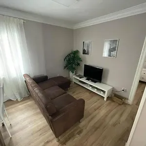 Bajo En El Centro De Apartamento Santander